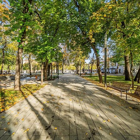 Central Park Apartments - The Luxury Collection Каунас Екстер'єр фото